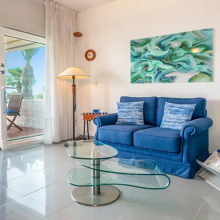 Beachfront Escape In Ваканционна къща Сивири